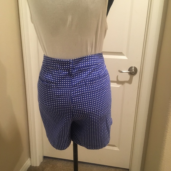 Mini Shorts - Picture 3 of 5